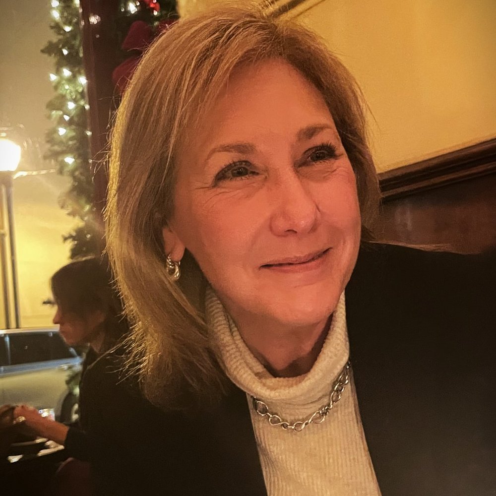 Meet your Posher, Liana